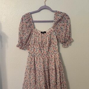 Women’s Floral Puff Sleeve Dress